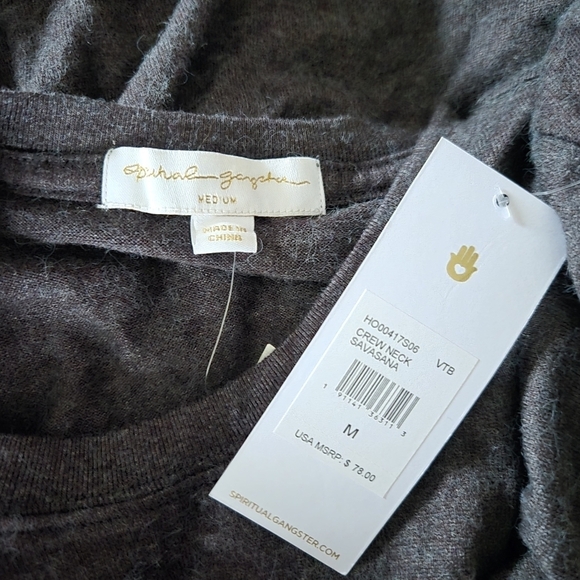 New Spiritual Gangster Love Savasana Graphic Pullover Sweatshirt Size NWT Medium - Picture 7 of 9